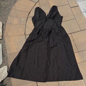 Elegant Black Sleeveless Dress